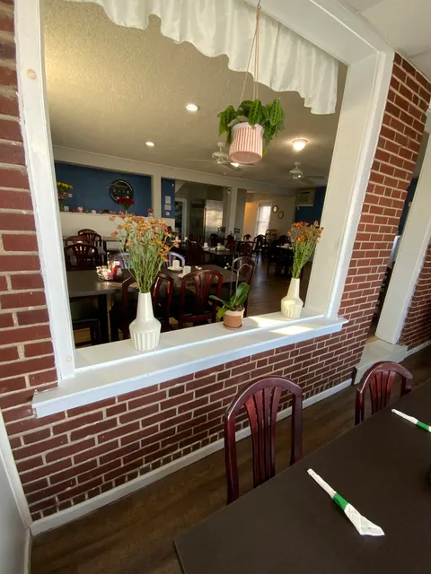 American Dream Cafe (Family Restaurant) Breakfast & lunch 7 days