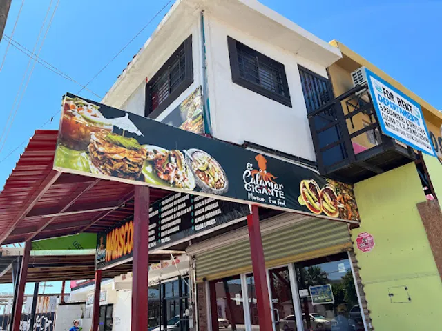El Calamar Gigante Seafood
