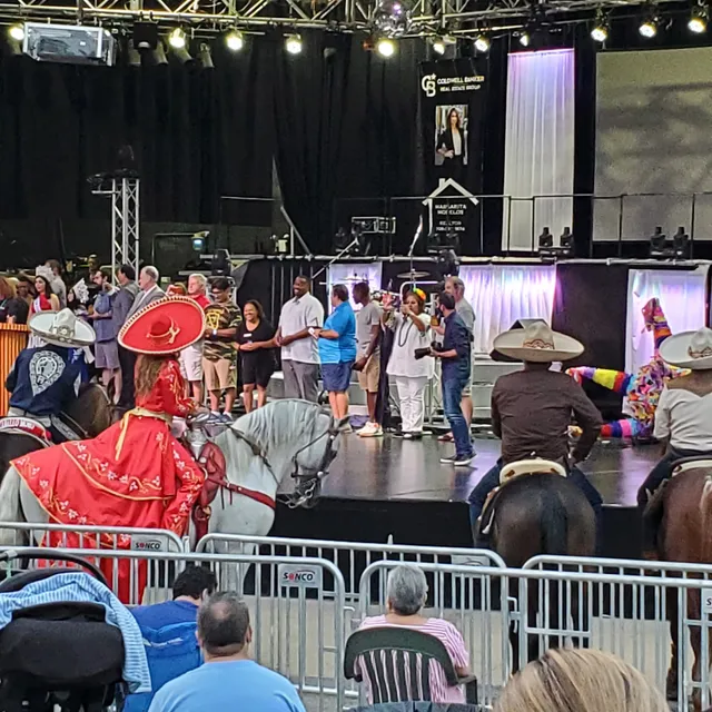 Roger C. Claar Bolingbrook Performing Arts Center — Bolingbrook