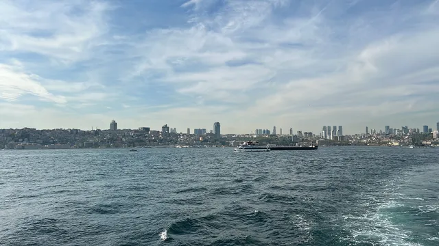 Bosphorus Cruise - Kabataş Pier ( Dinner Cruise & Live Turkish Shows and Sunset Cruise)