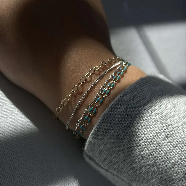 Bonded by BB & BB’s Beauty |Buhler & McPherson | Permanent Jewelry, laser Engraving, Teeth Whitening & Tinsel |Hutchinson ks|