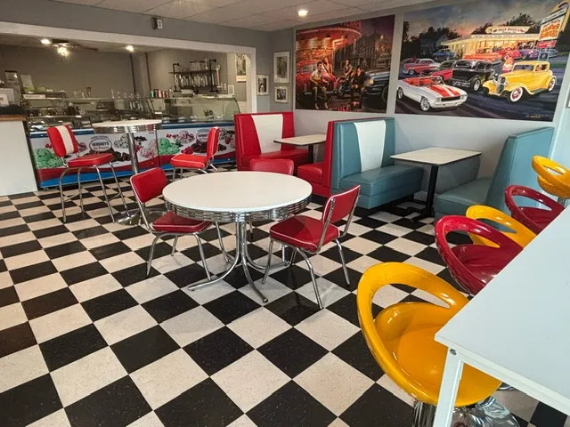 Classics Ice Cream Parlor