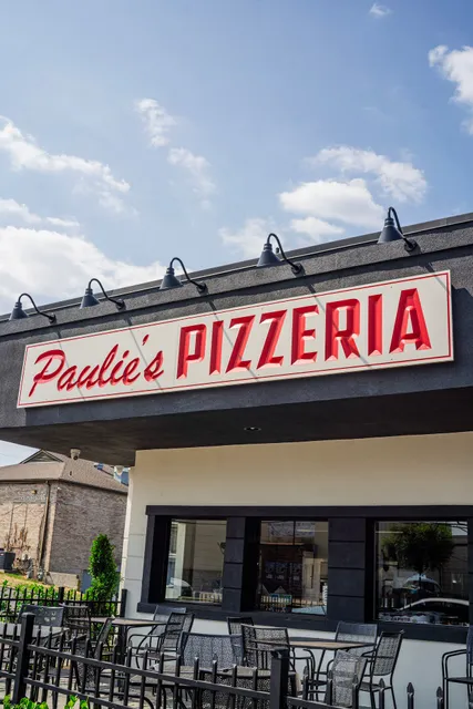 Paulie's Pizzeria
