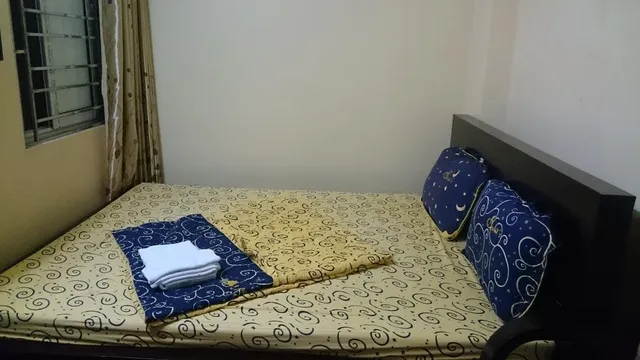 Khách Sạn Hà Thành