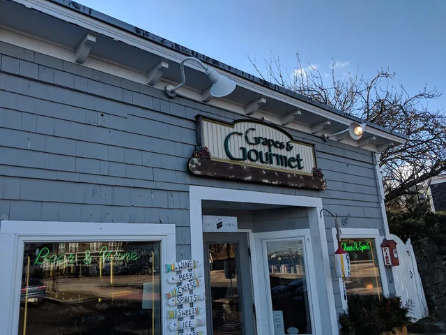 Grapes & Gourmet