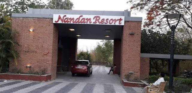 OYO 28692 Nandan Resort