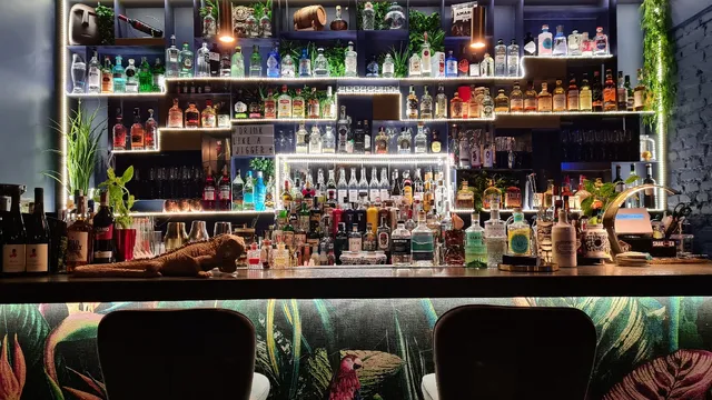 JIGGER -Cocktail Bar & Food-