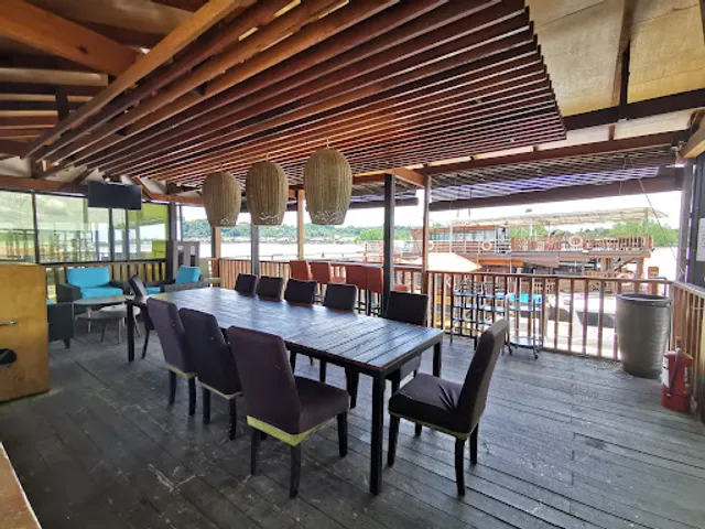 Sinong Thai Kitchen & Cafe