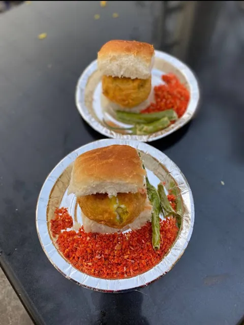 Jay bhavani vadapav(CAFE&SNACKS)