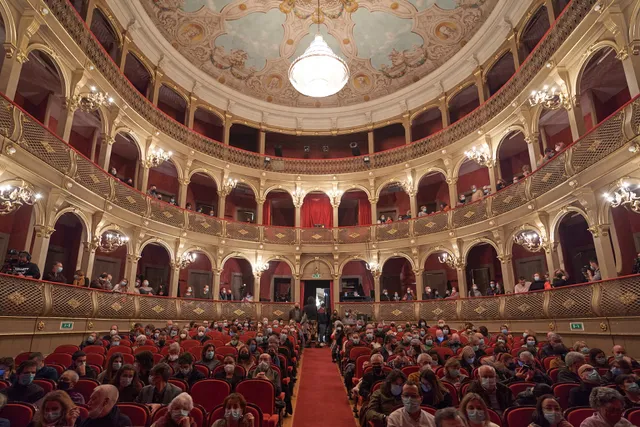 Municipal Theater Sá de Miranda