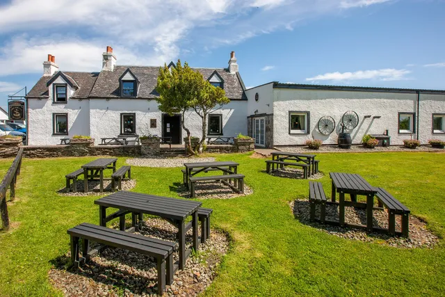 The Galley Of Lorne Inn