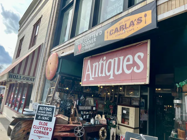 Olde Clutter'd Corner Antiques