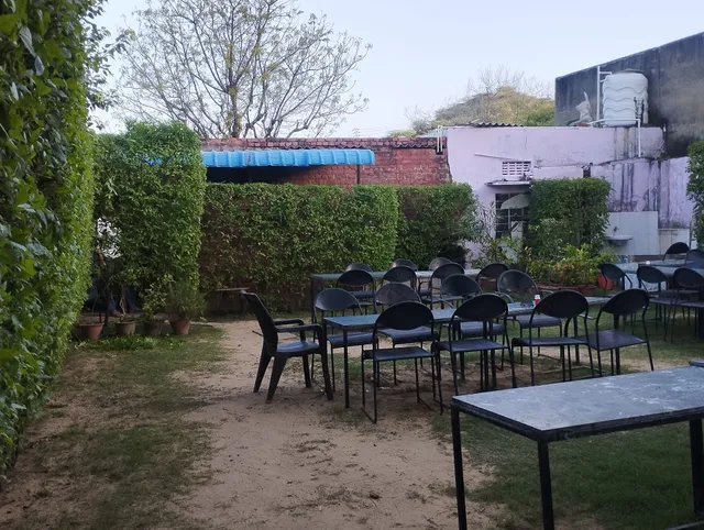 Garam Masala Hotel & Restaurant