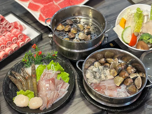 肉老大頂級肉品涮涮鍋 台北中山火鍋店| 錦西