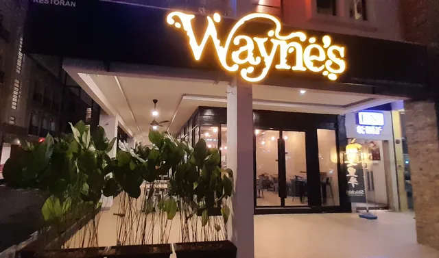 Wayne's Bistro