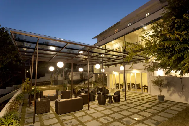 The Loft - Executive Inn