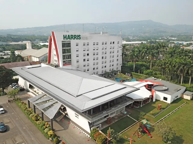 Harris Sentul City Bogor