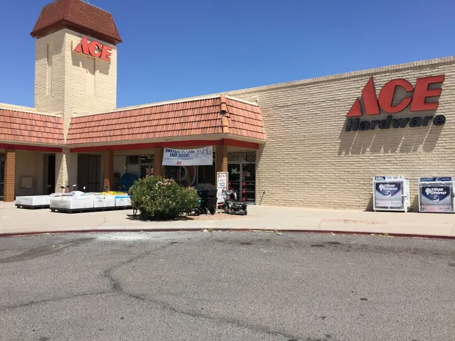 Ruggiero's Ace Hardware - Coolidge