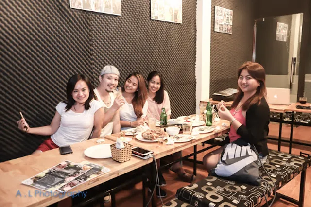 Mikey's Restobar / Mikey's Rock City