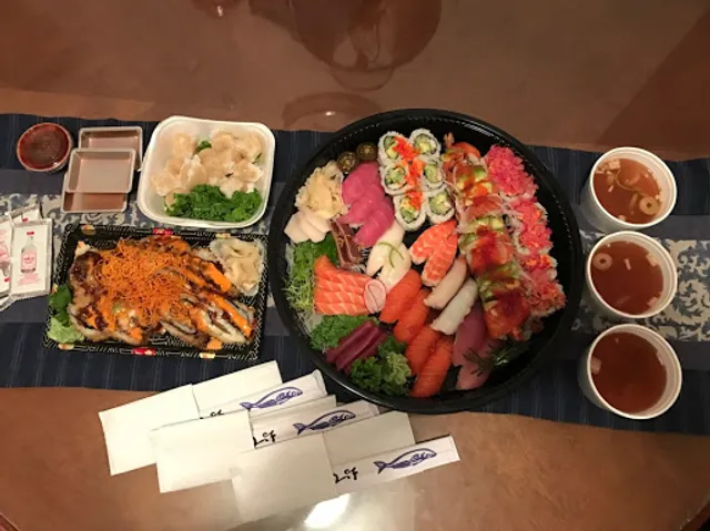 Kibo Sushi House - Avenue