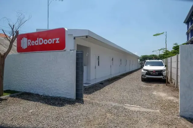 Reddoorz near Tugu Kartasura