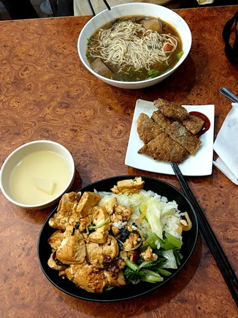 慧音素食茶莊（ 只開禮拜六、日）