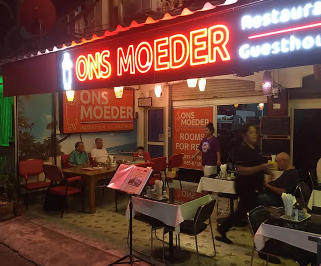 Ons Moeder Restaurant & Guesthouse