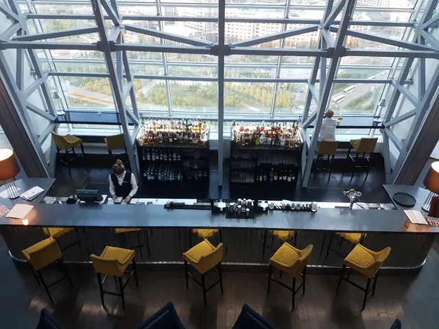 Vista Restaurant & Bar