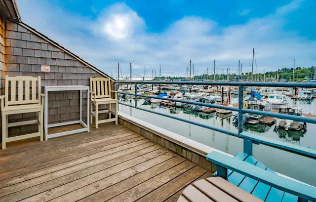 Embarcadero Resort Hotel & Marina