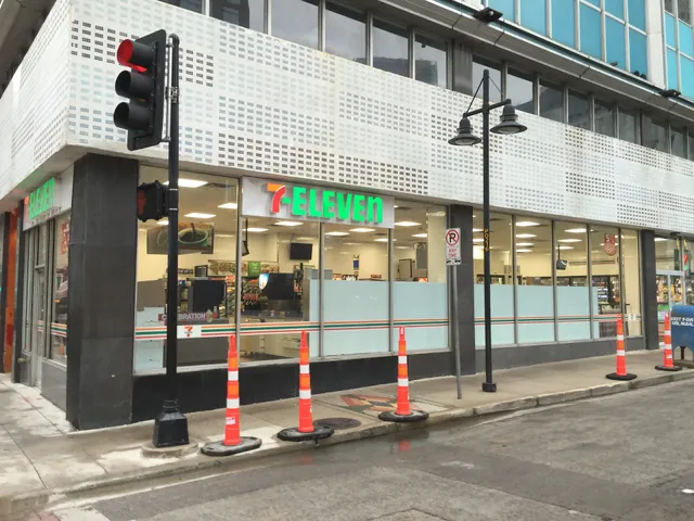 7-Eleven