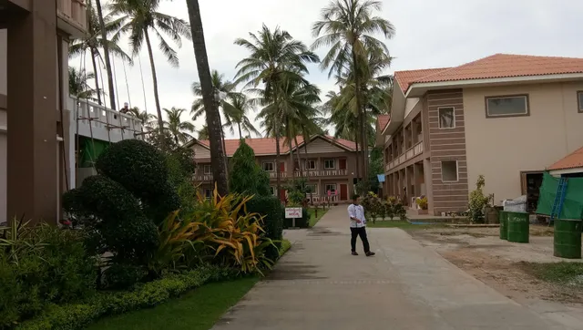 Grand Ngwe Saung Resort