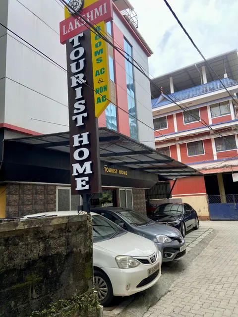 Lakshmi Tourist Home