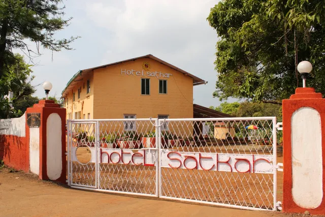 OYO 60824 Hotel Satkar