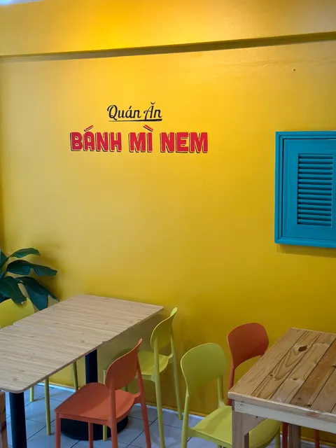 Banh Mi Nem - Vietnamese Restaurant