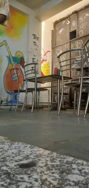 Tandoori Wok Restaurant