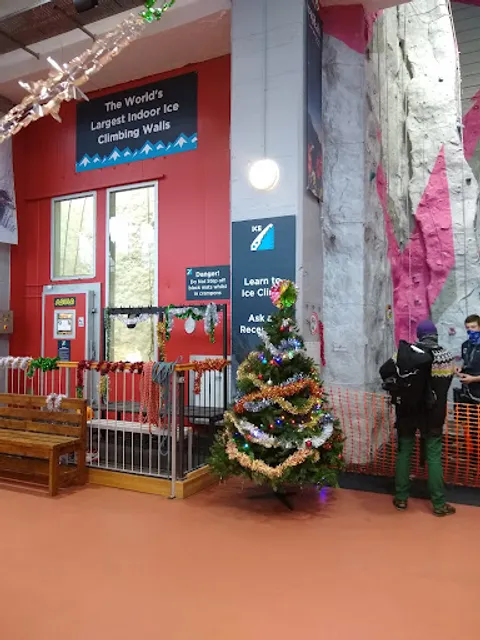 Chillers Bar & Grill