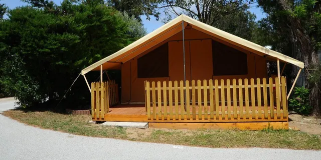 Camping La Pinède