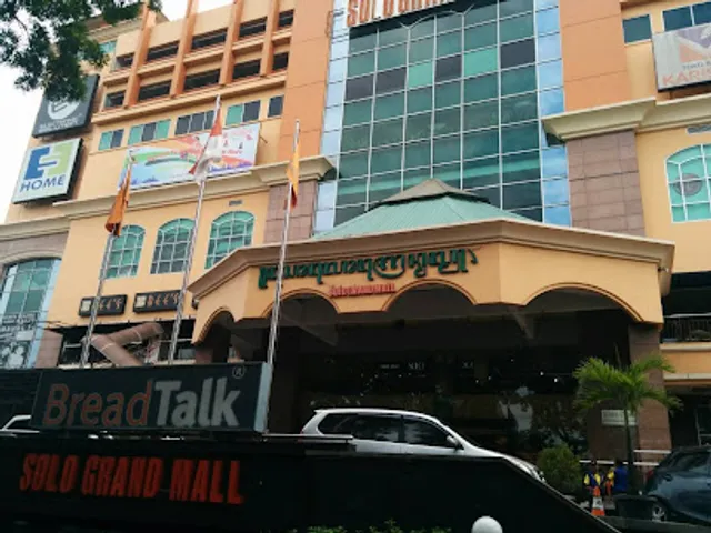 Italian Delight - Solo Grand Mall