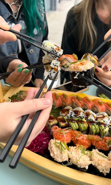 Niku Nashi Vegan Sushi