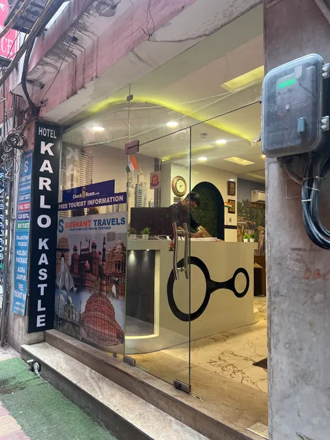 Hotel Karlo kastle @ Paharganj