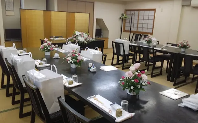 丸石寿司・料理・旅館