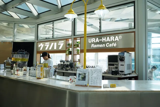URA-HARA Ramen Cafe