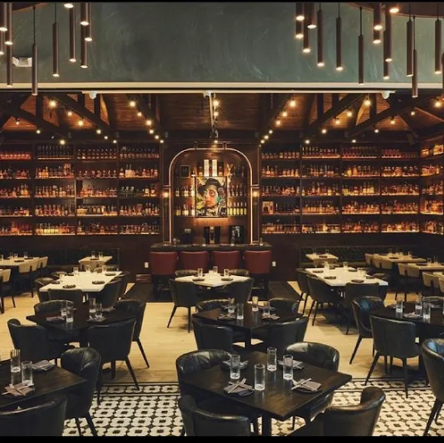 Warren - American.Whiskey.Kitchen