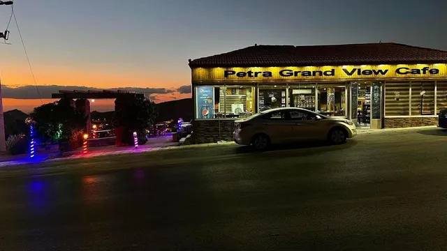 Petra Grand View Café