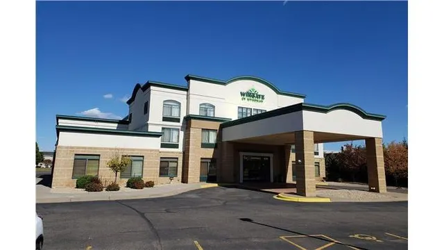 Wingate by Wyndham Coon Rapids
