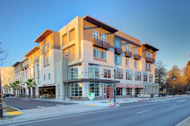 Holiday Inn Windsor - Wine Country by IHG