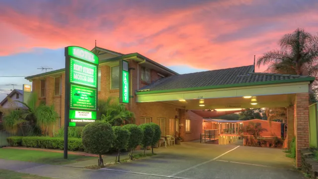 Bent Street Motor Inn