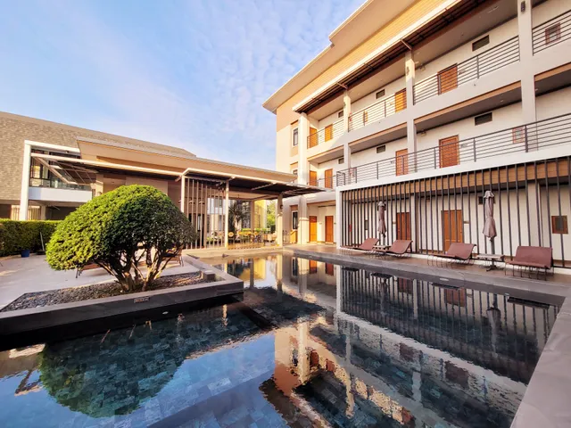 Maithong Riverside ไหมทองริเวอร์ไซด์