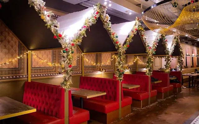 The Top Hat Bar & Restaurant (Monopoly Lifesized) - Tottenham Court Road