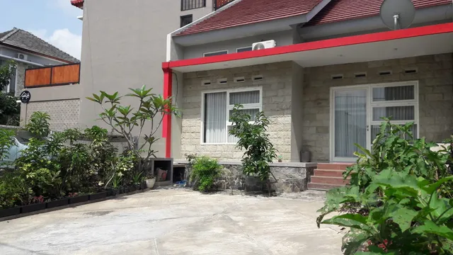 A5 Villa Sawahan with Private Pool